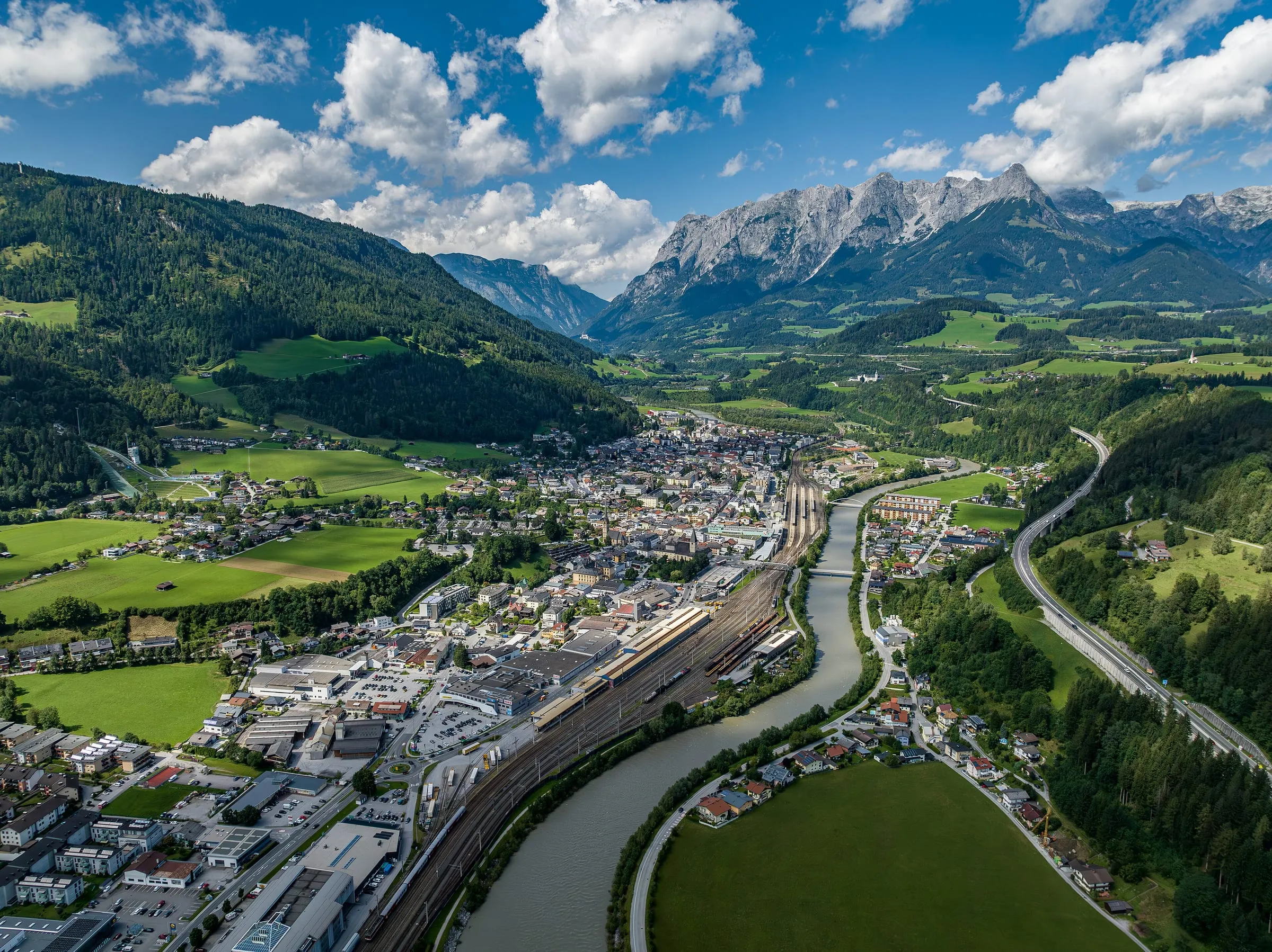 Bischofshofen von oben – Standort unseres Büros